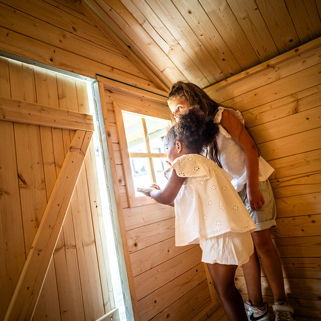 Klettergerüst im Garten: Gartenspielgeräte und Sicherheit